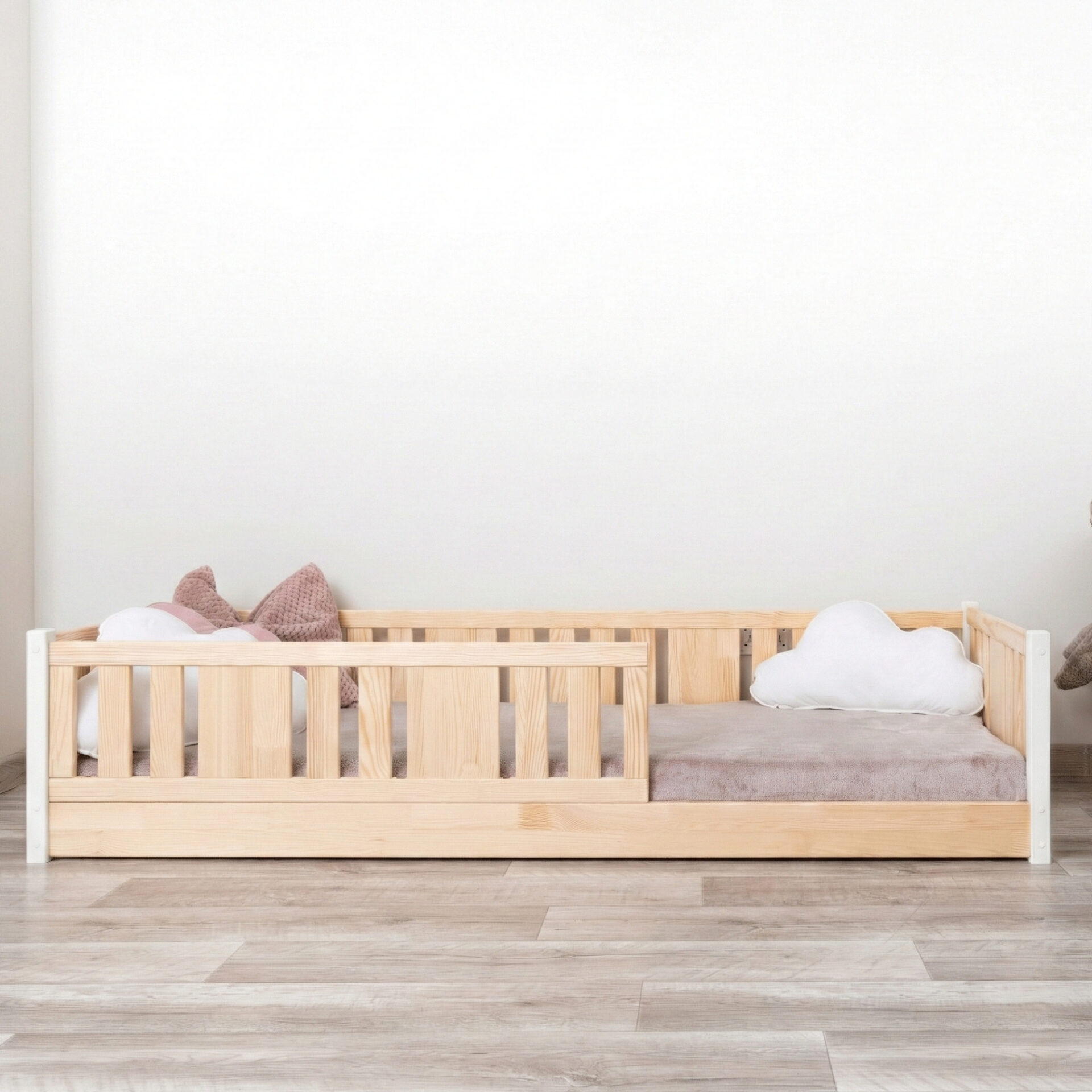 Kinderbett NIKO mini (Schnellversand)