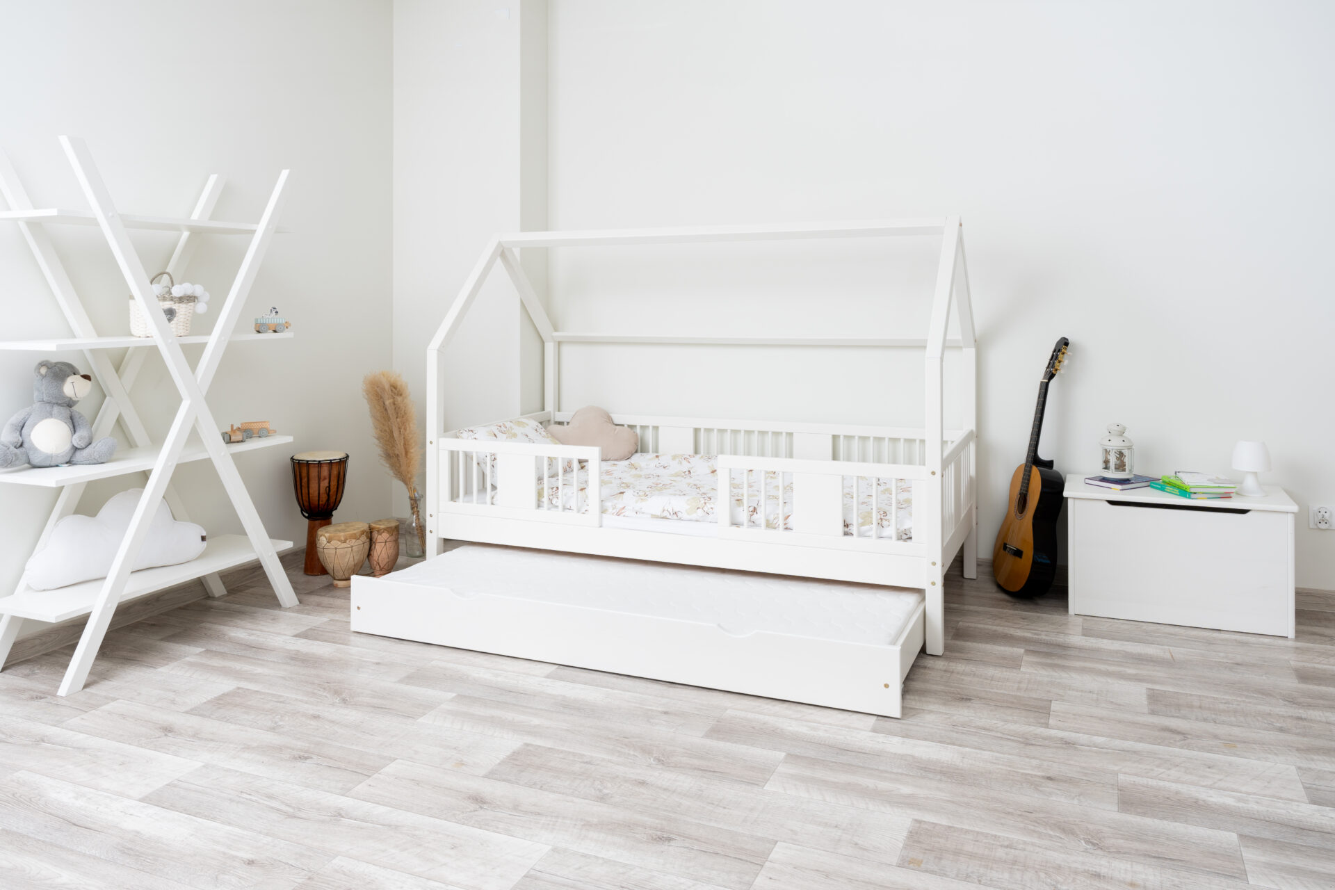 LUNA LONG 20 biały 2 (3) Kinderbett LUMINA mit Schublade