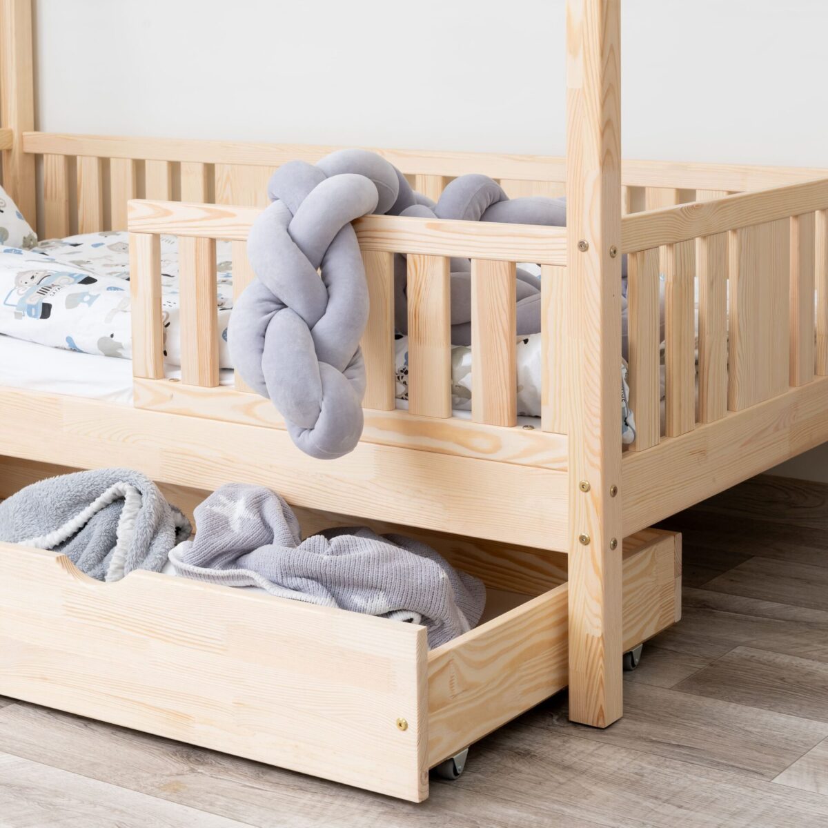 Łóżko_pojedyncze_NIKO_LONG_20_sosna (8) Kinderbett STELLIA mit Schublade