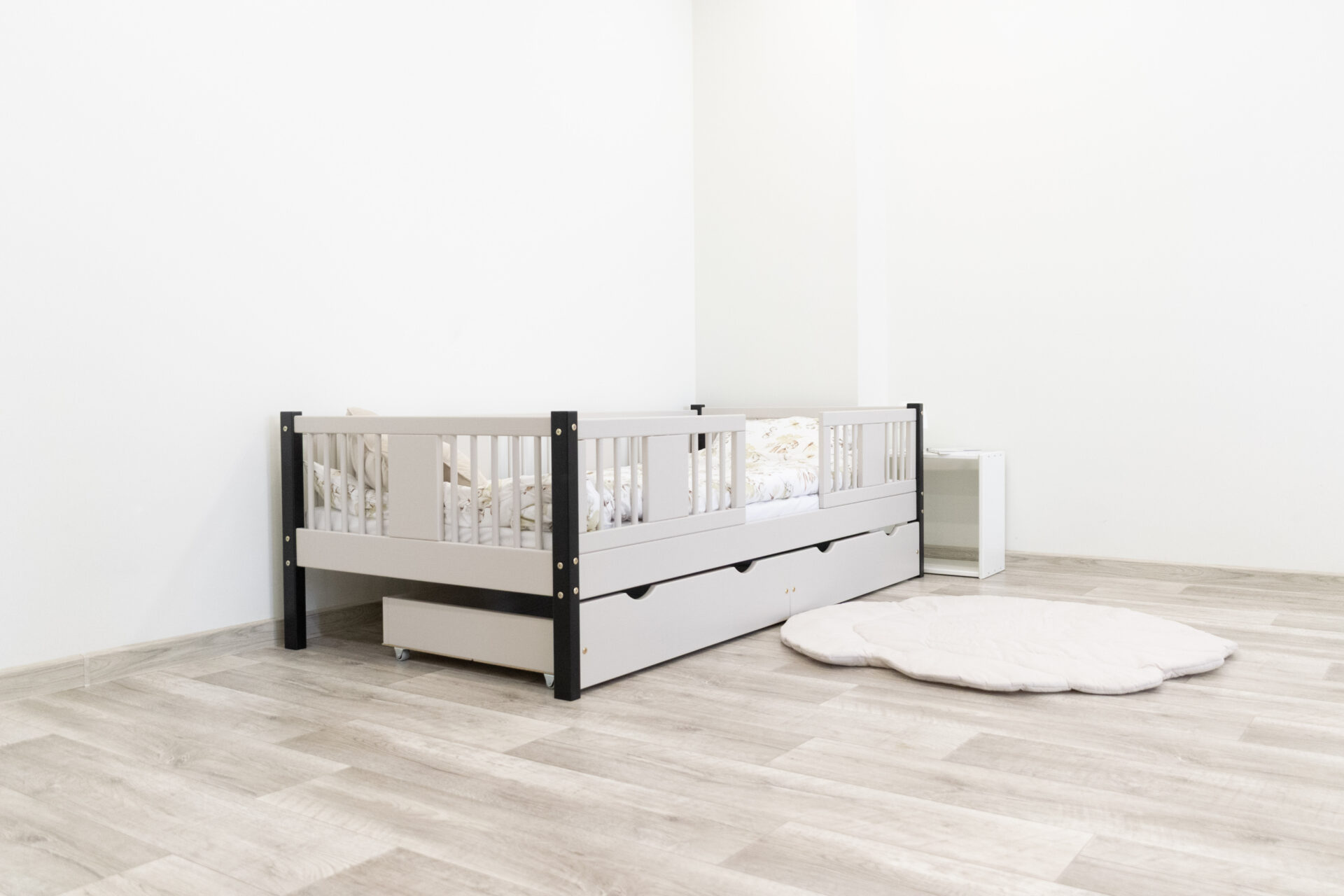 Luna 20 (3) Kinderbett LUNA mit Schublade