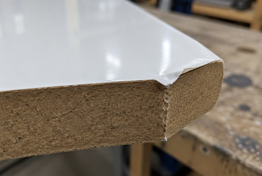 Painéis MDF com revestimento desconhecido