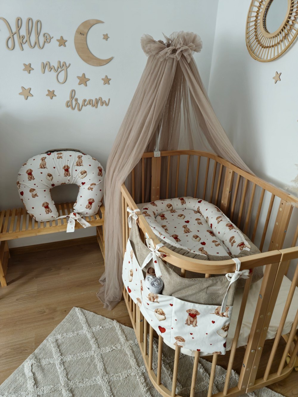 Tulle Bed Canopy with Pompoms and Frame Tulle Bed Canopy with Pompoms and Frame