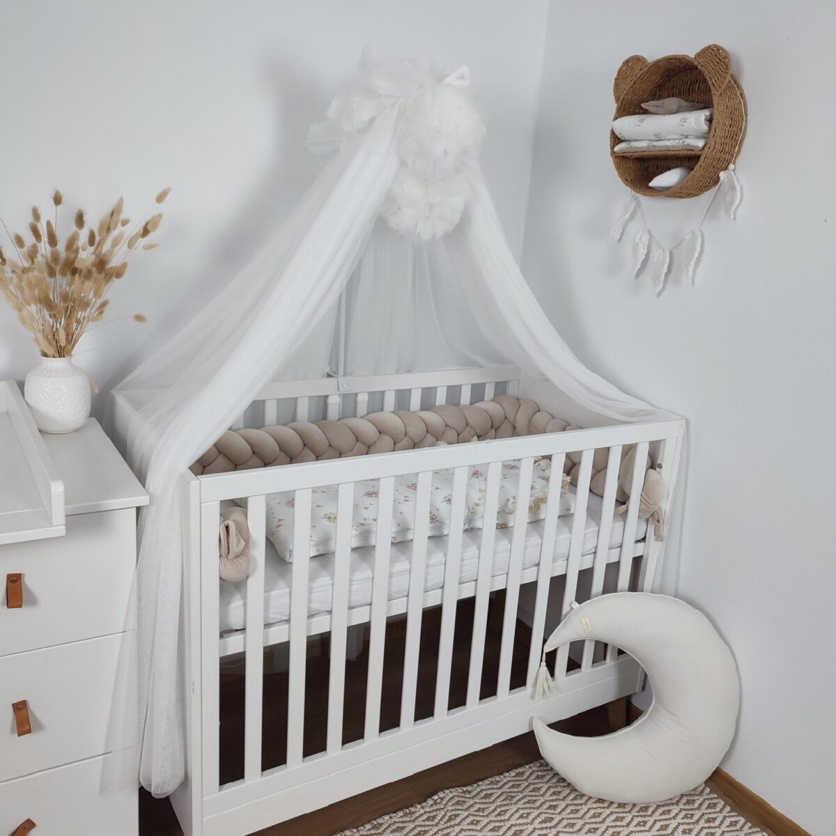 Tulle Bed Canopy with Pompoms and Frame Tulle Bed Canopy with Pompoms and Frame
