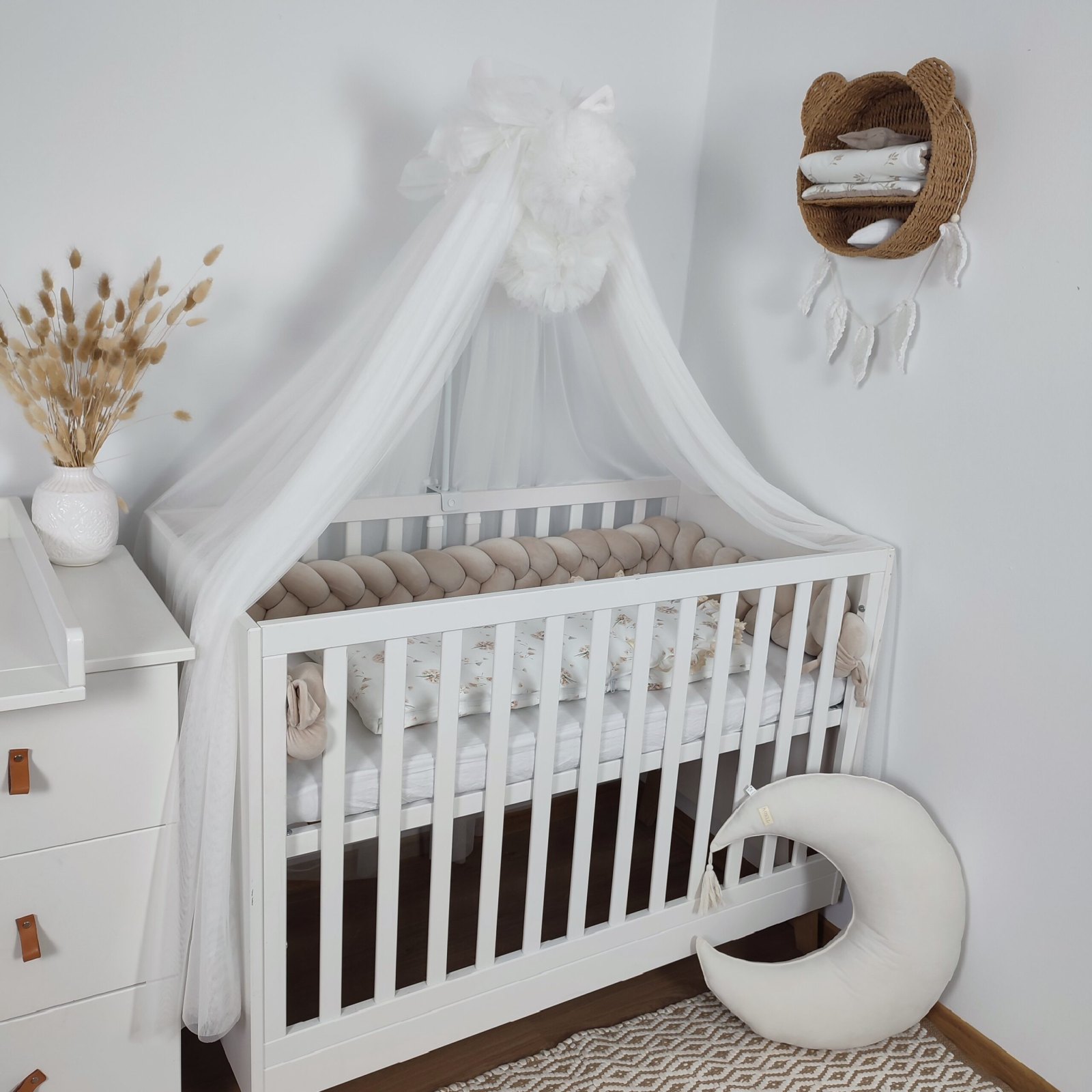 Tulle Bed Canopy with Pompoms and Frame Tulle Bed Canopy with Pompoms and Frame