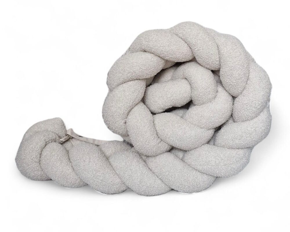Braided Bumper Bouclé, 3 Strands – Beige