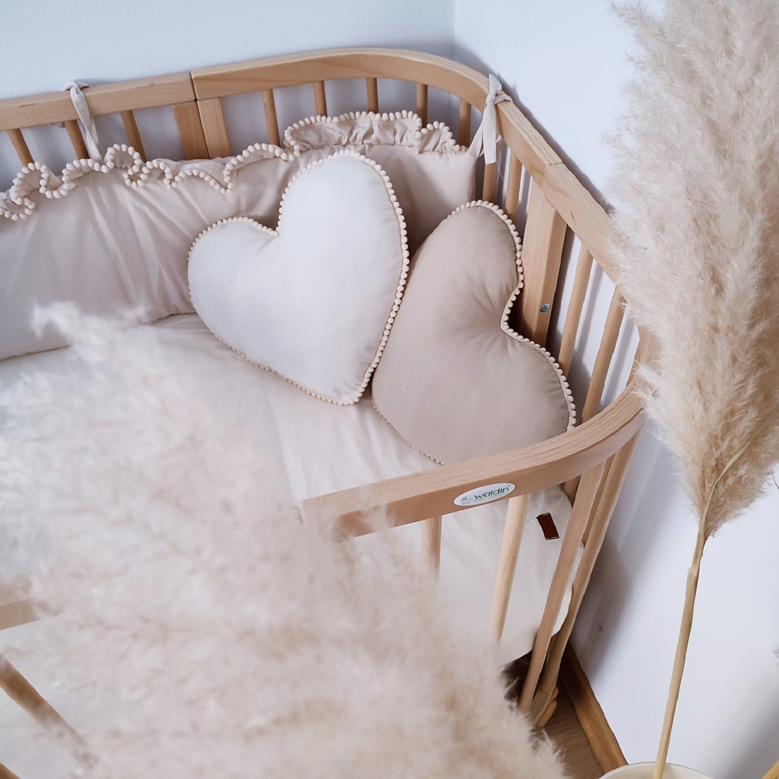 Boho Cot Bumper with Ruffle Boho Cot Bumper with Ruffle