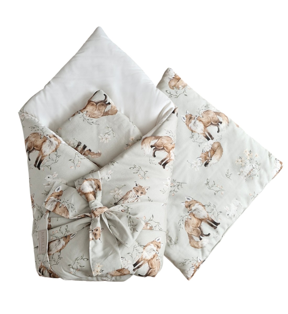 2-in-1 Swaddle Wrap 75 × 75 cm with Pillow 35 × 35 cm – Foxes 2-in-1 Swaddle Wrap 75 × 75 cm with Pillow 35 × 35 cm – Foxes