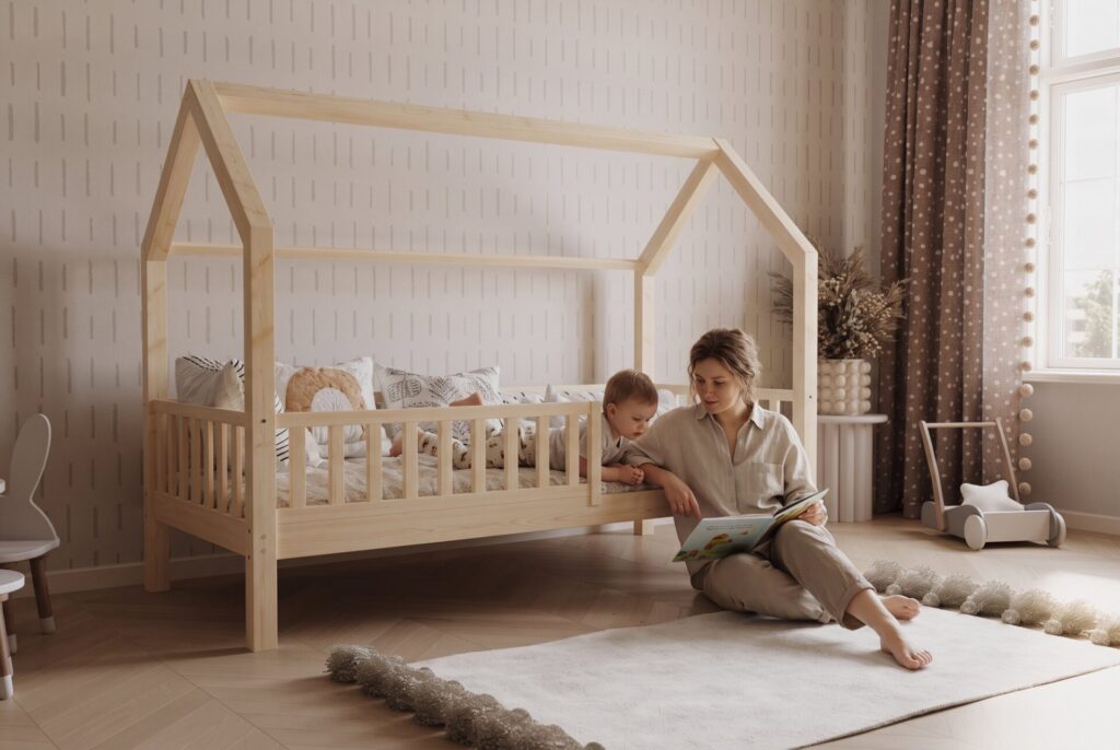 SOLETTA Children’s Bed – story time together