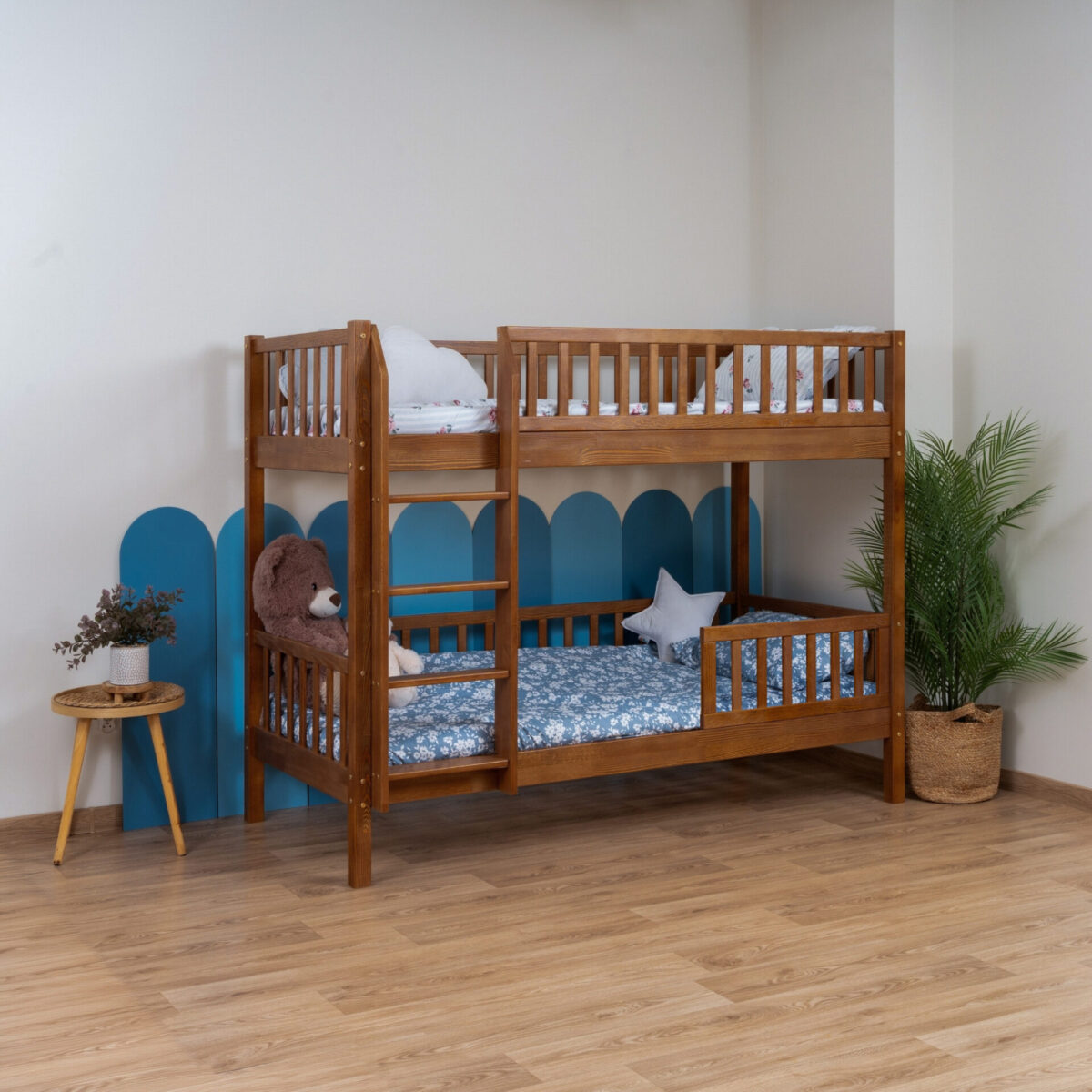 KOSMO Bunk Bed – Retro, with lower guard rail (6) KOSMO Bunk Bed in pine wood, Retro, with lower guard rail