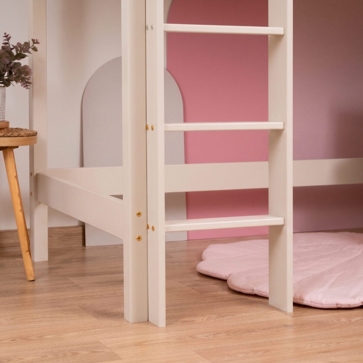 KOSMO Long Loft Bed – cashmere (3) KOSMO Long Loft Bed in pine wood, cashmere