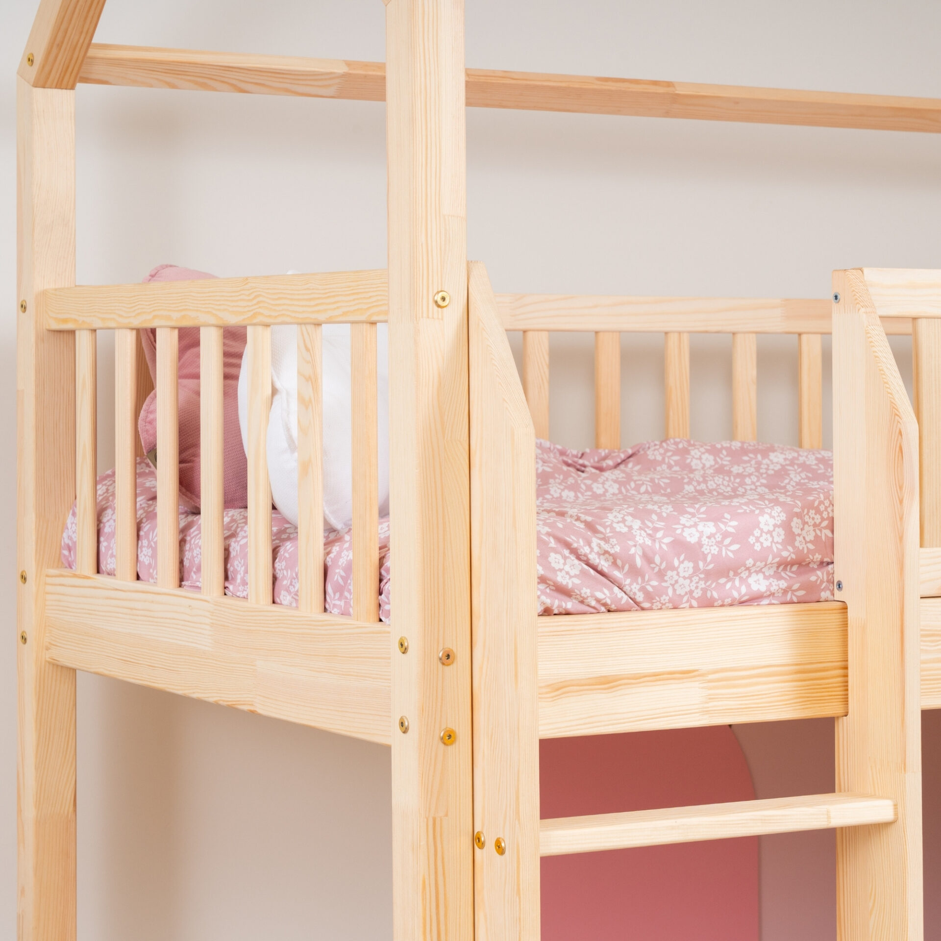 KOSMO Long Loft Bed – natural pine (6) KOSMO Long Loft Bed in pine wood, natural pine
