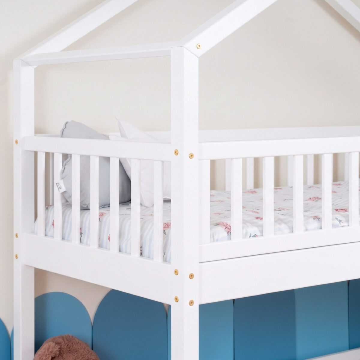 KOSMO Short Bunk Bed in pine wood, white