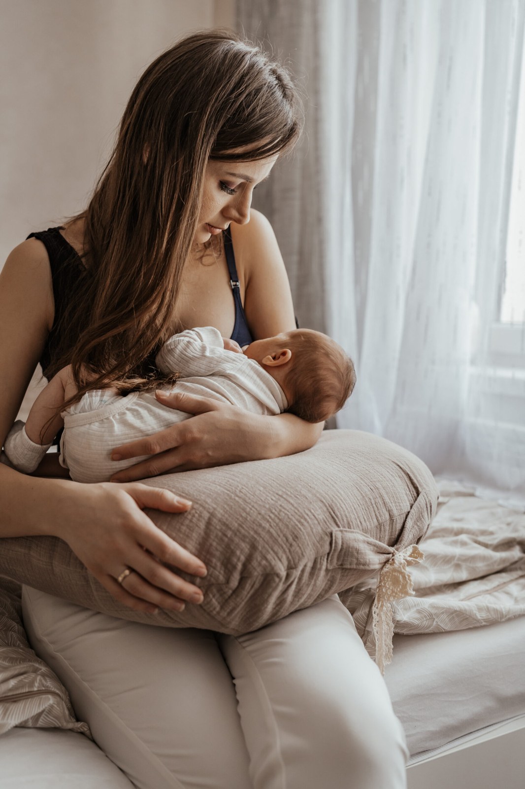 Elegant Muslin Nursing Pillow – Beige