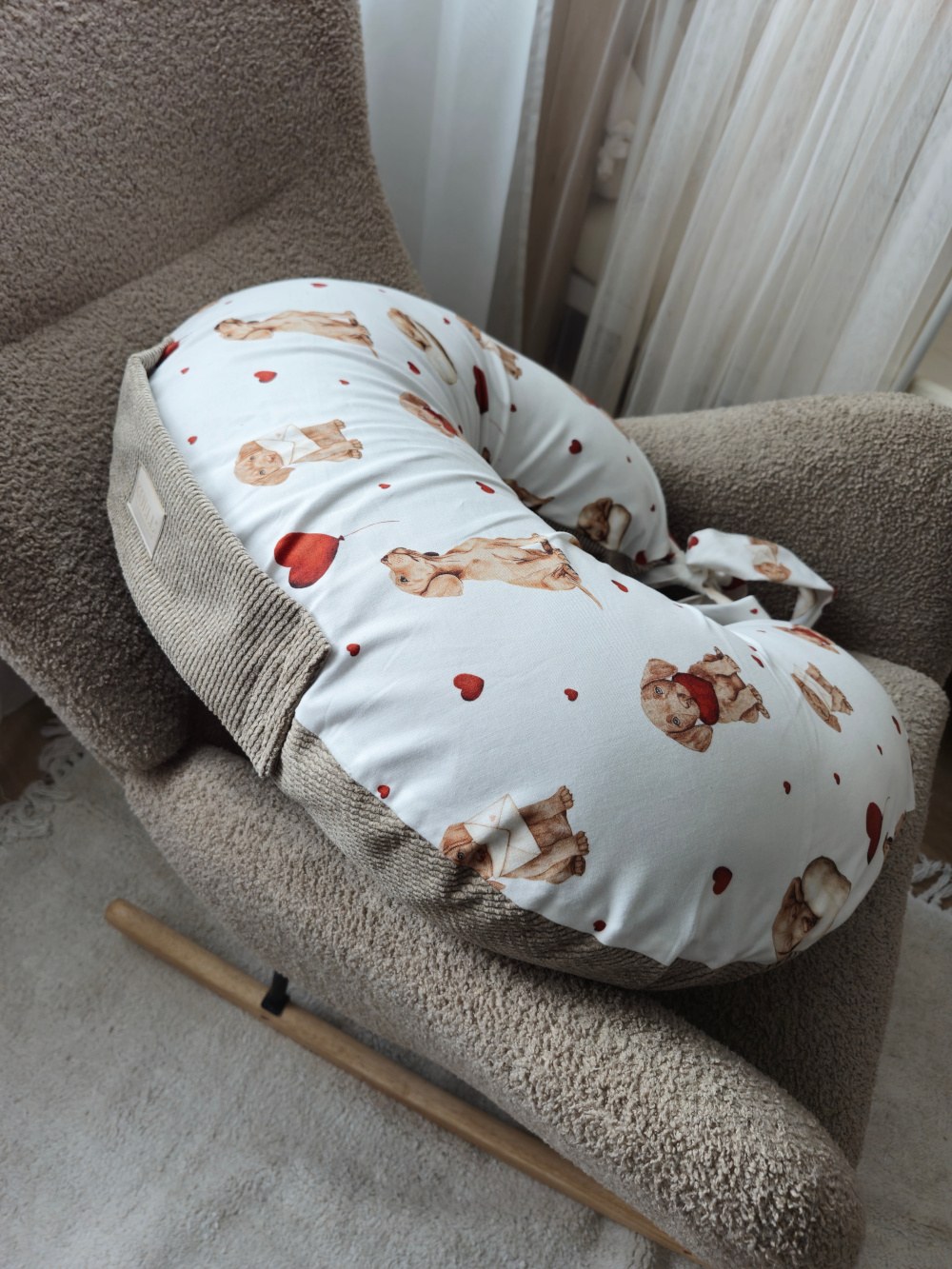 Adjustable Nursing Pillow with Waist Tie Adjustable Nursing Pillow with Waist Tie